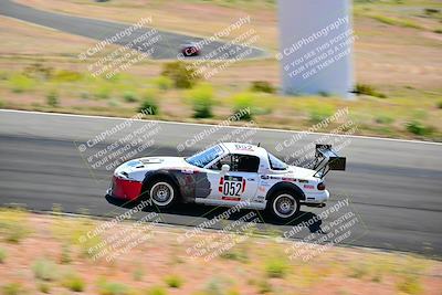 media/May-05-2024-Lucky Dog Racing (Sun) [[8a365fce5b]]/1030am-Turn 3/